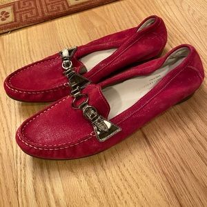 AGL Attilio Giusti Leombruni Buckle Suede Loafer